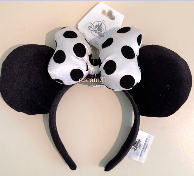 BNWT Disney Minnie Mouse Polka Dot Black and White Satin Bow Ears Headband