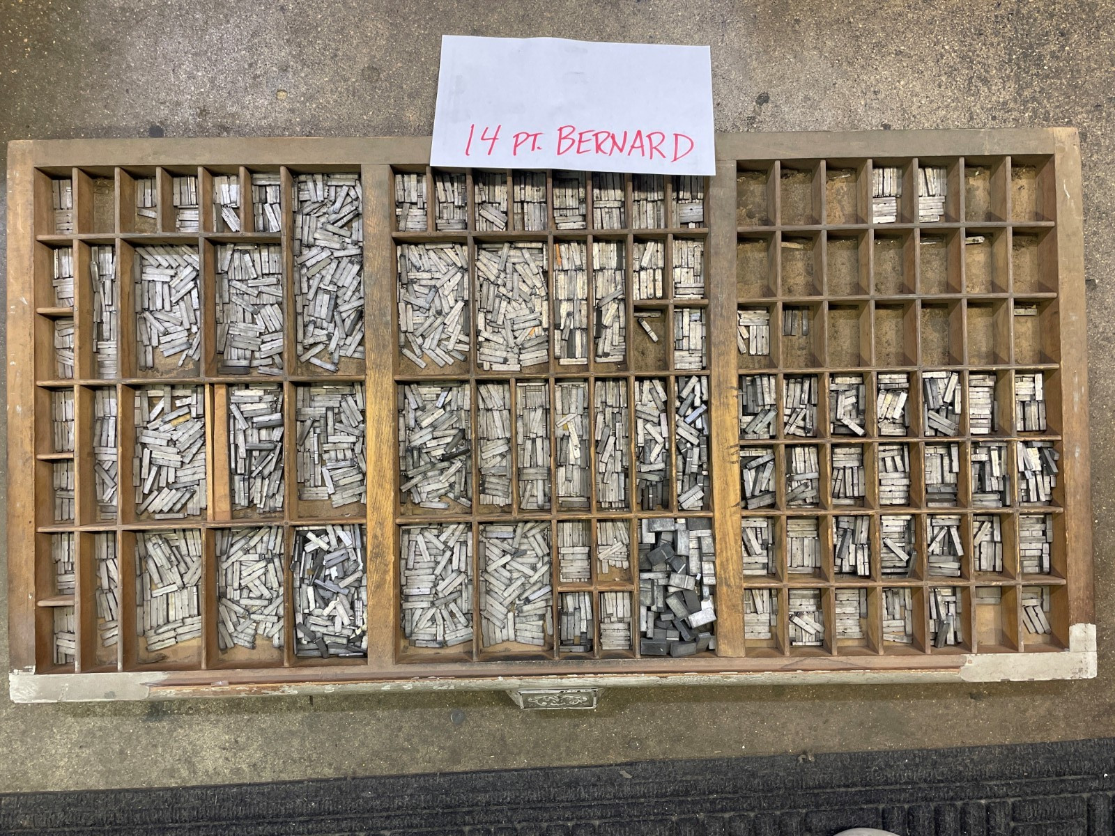 LETTERPRESS LEAD TYPE 14 pt. BERNARD