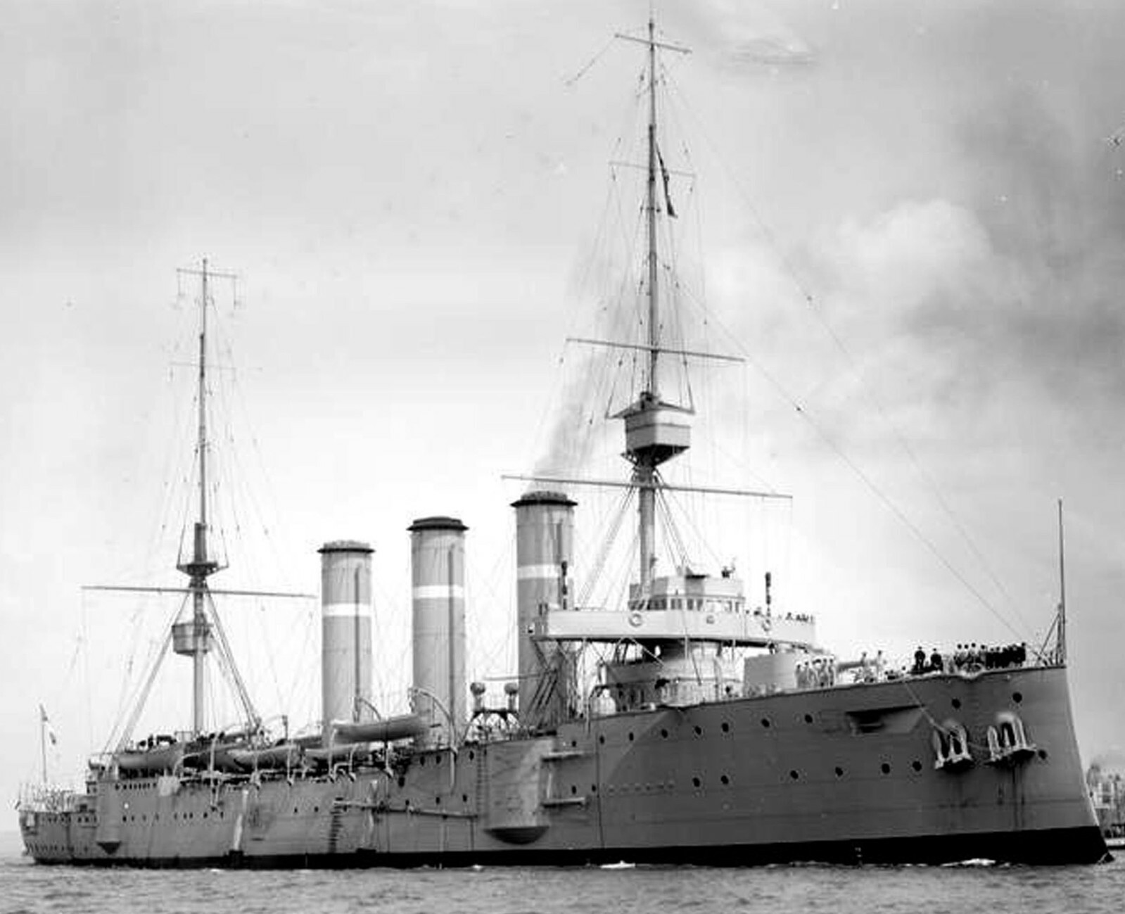ROYAL NAVY CRUISER HMS CUMBERLAND 1902   WITH STATS AND HISTORY SHEET
