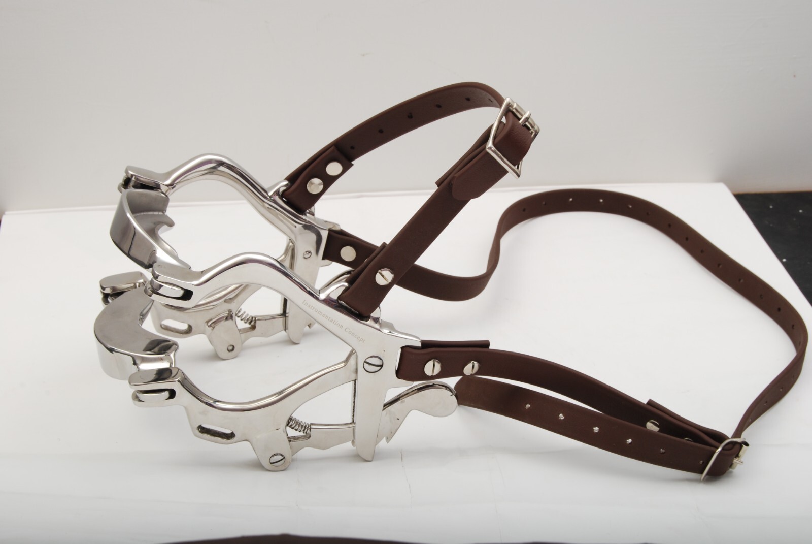 Pony Equine Dental Miniature Speculum With Bite Plates & Washable PVC Straps