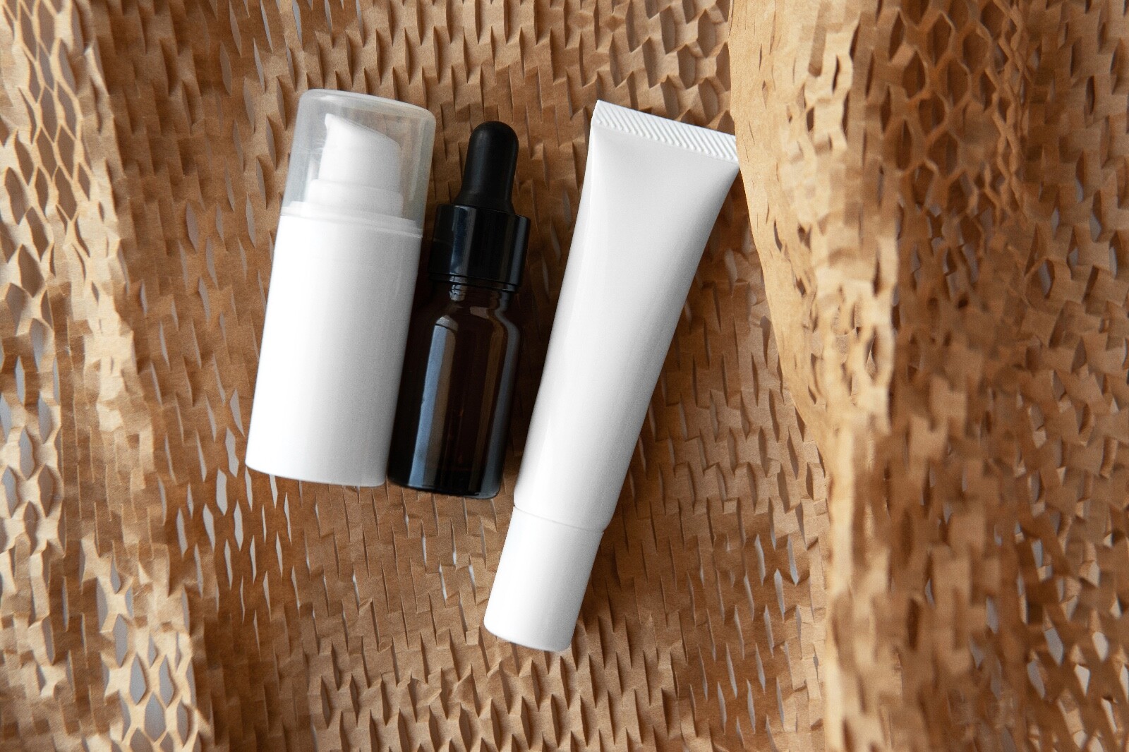 Honeycomb Packing Paper 15" W X 820 Ft Cushioning Packing Roll Recycled Material