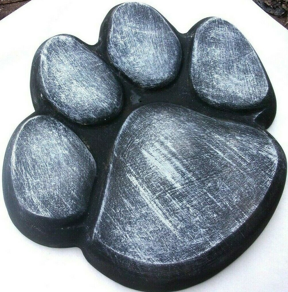 Dog paw print stepping stone mold 12" x 12" x 2" plaster concrete plastic mould