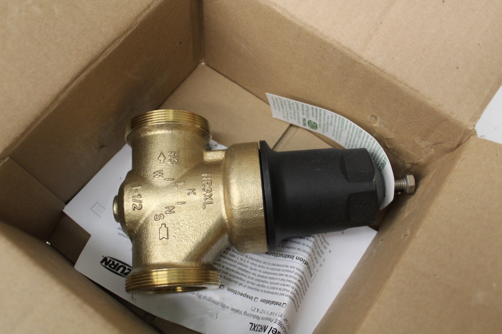 Zurn 112-NR3XLDULU 1-1/2 in. NR3XL Pressure Reducing Valve Female x Female NEW