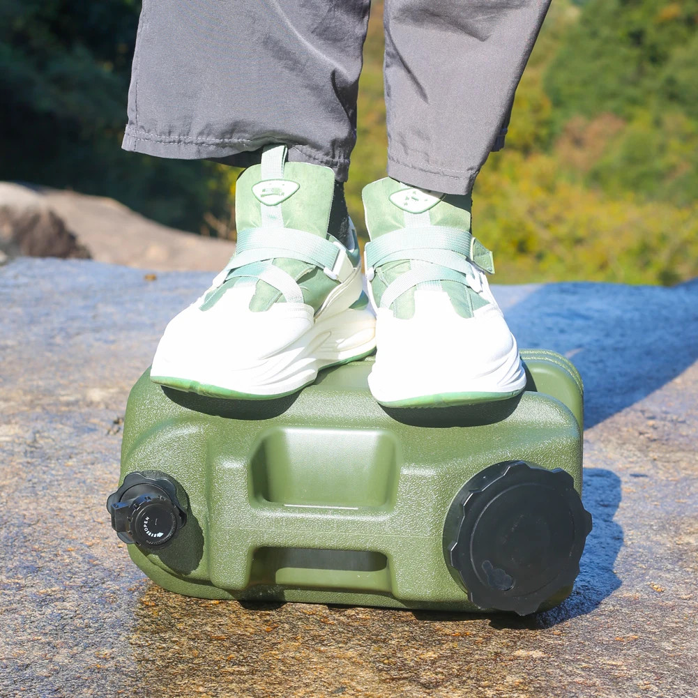 7 Gallon Water Jug,Camping Water Container, Portable Water Dispenser BPA Free US