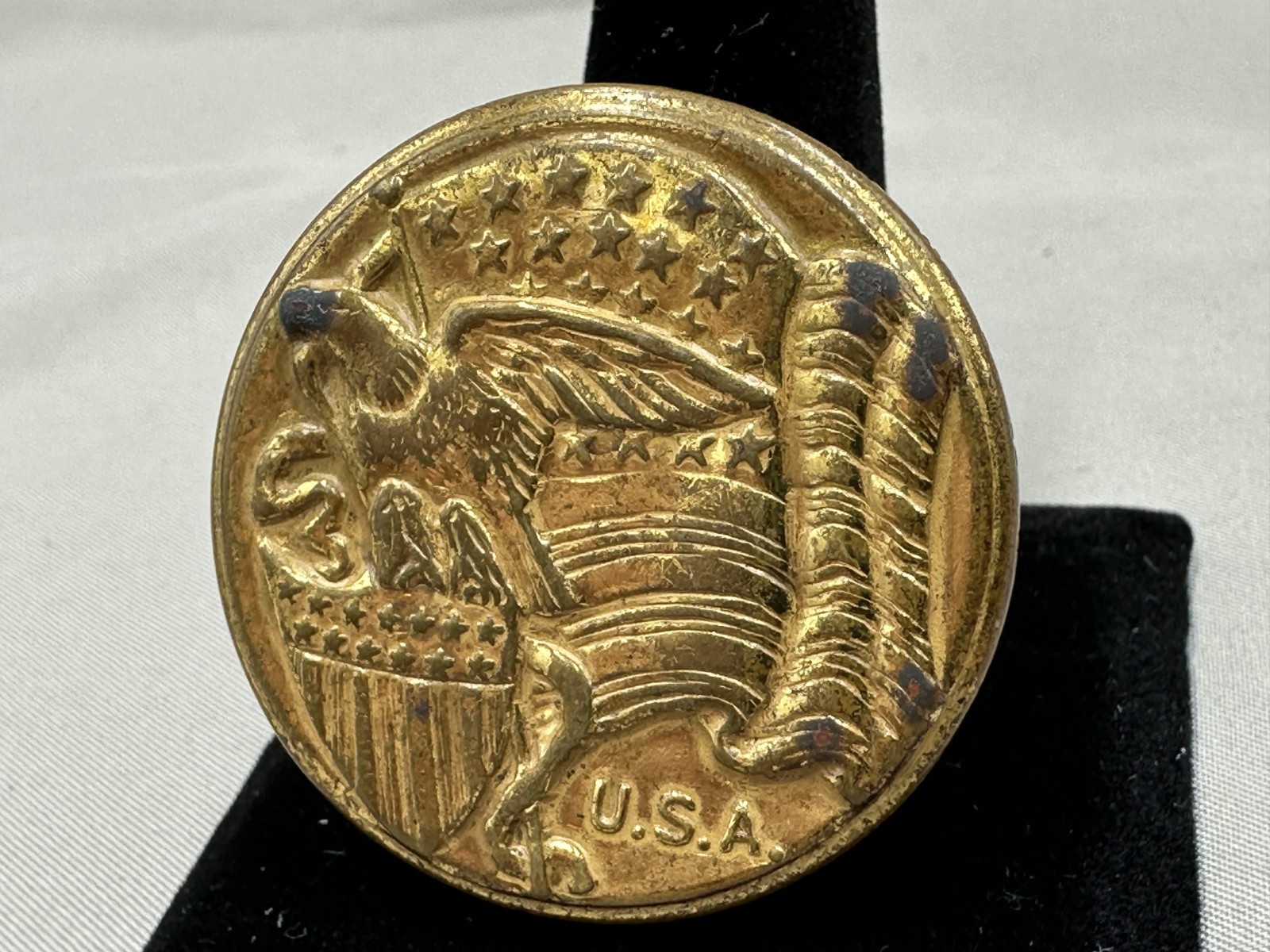 1940 LITTLE ORPHAN ANNIE Decoder Badge Pin RADIO PREMIUM Vintage USA Eagle Flag