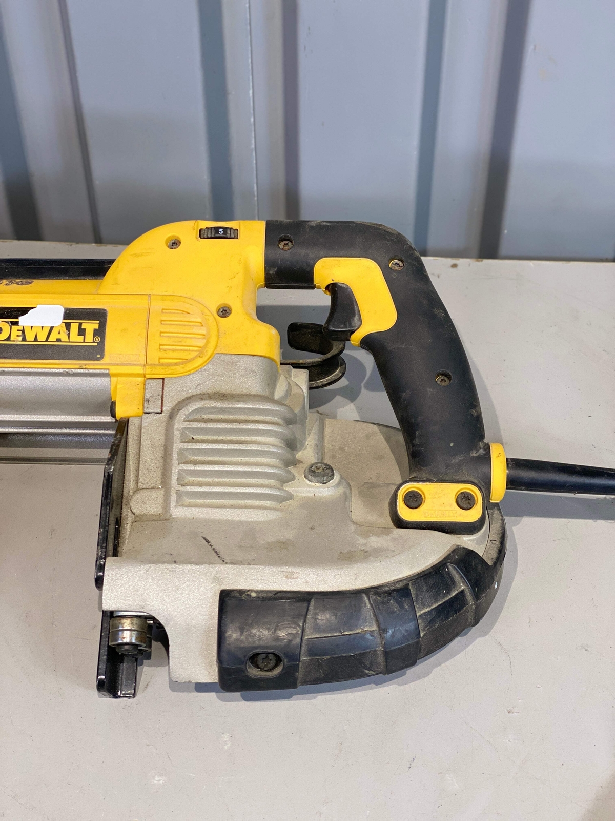 Dewalt DWM120 Band Saw, 5" Deep Cut w/ Variable Speed (Used)
