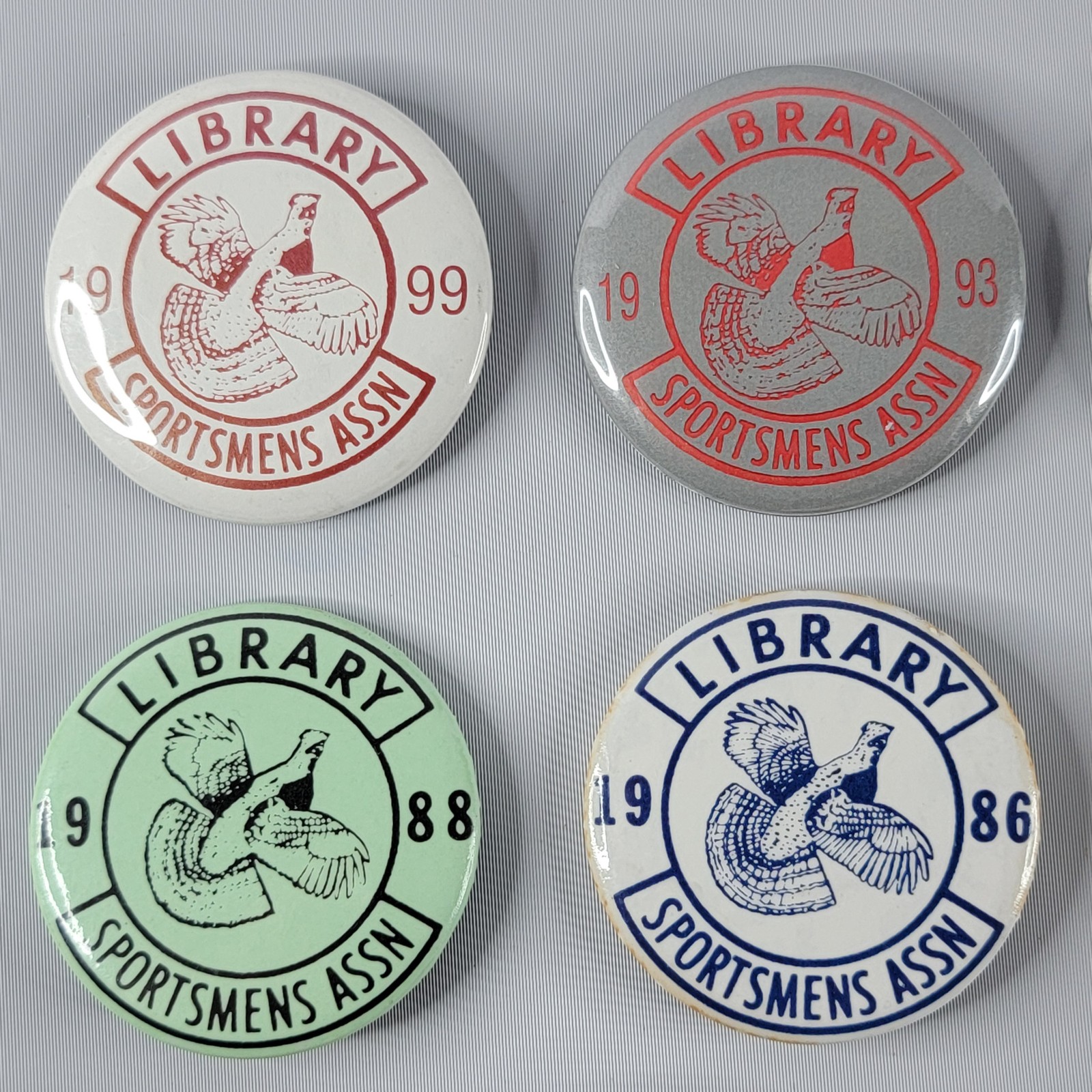 Pennsylvania Fishing License Button Pin 1974-98 Library Sportsmans Assoc Lot x17