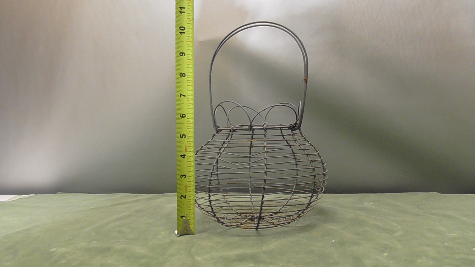Vintage Wire Easter Basket With Handle Basket Or Decor Cute Farmhouse cottage!