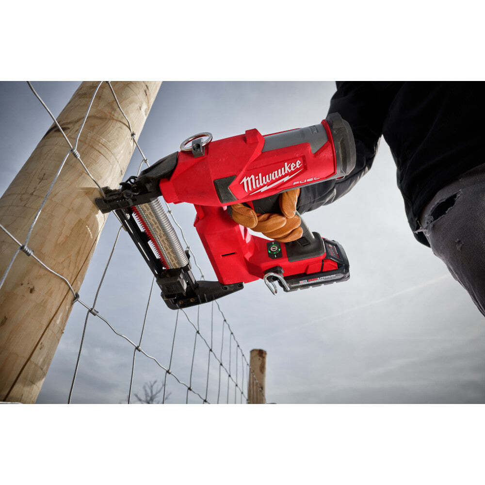 Milwaukee 2843-20 M18 18V FUEL Li-Ion Utility Fencing Stapler - Bare Tool