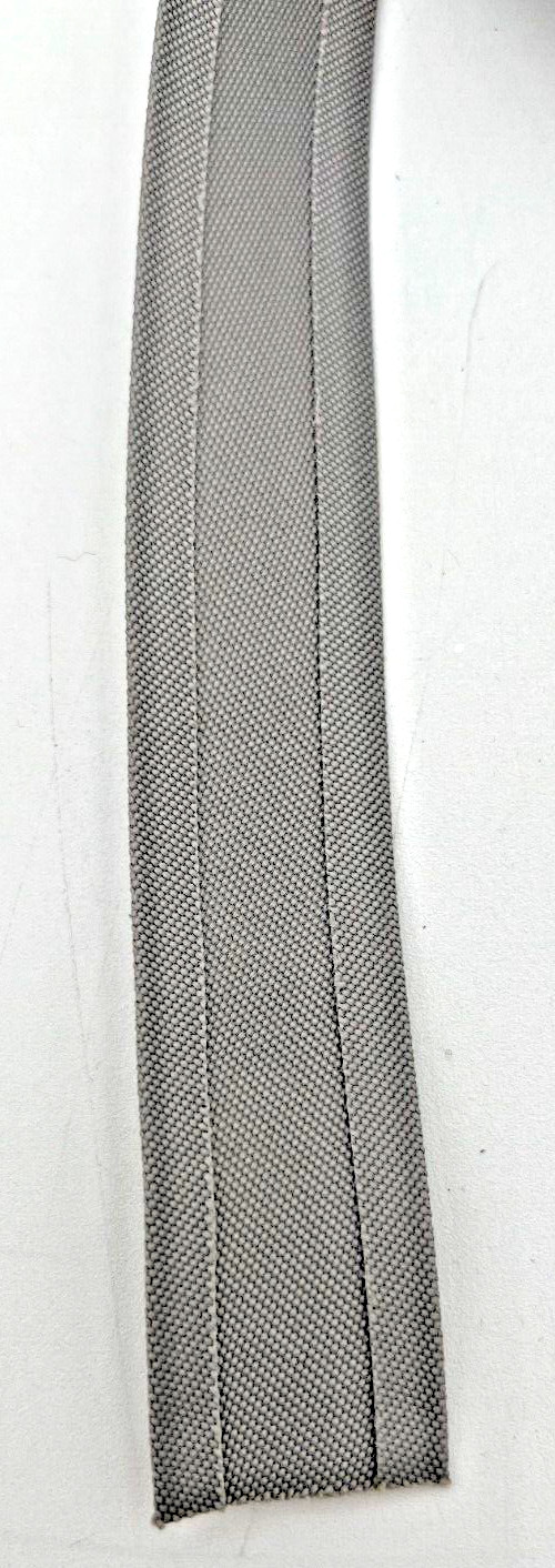 SUNBRELLA MARINE 1-1/4" SILVER 4651 BINDING TAPE DOUBLE EDGE PARTIAL, 1" REMNANT