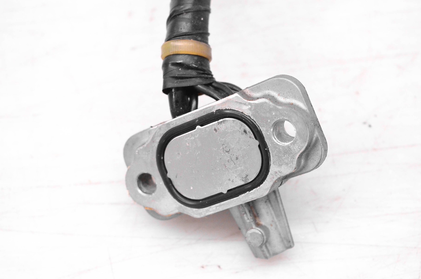 17 Yamaha FX Cruiser HO Earth Plate Comp FB1800