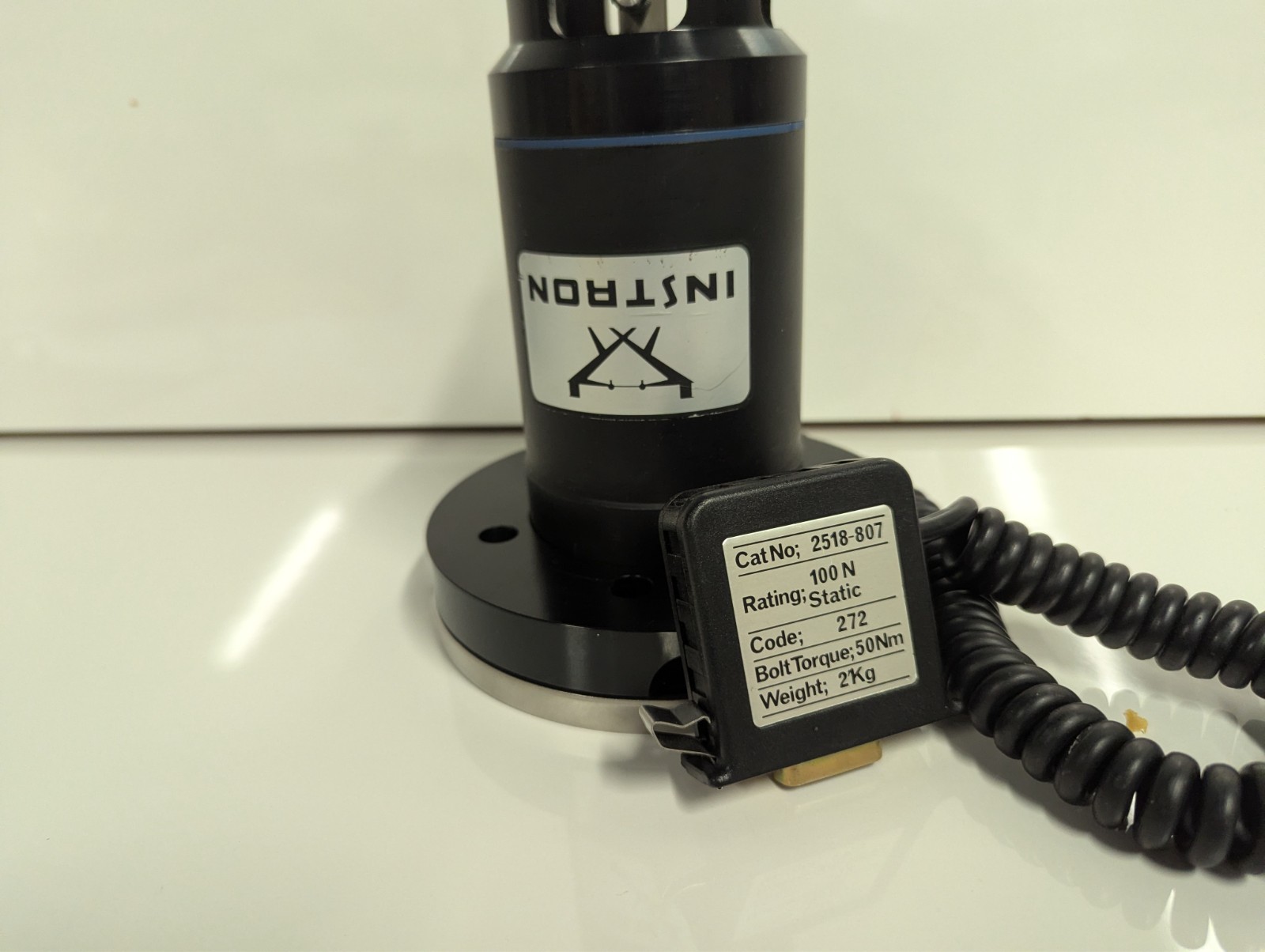 INSTRON 100N STATIC LOAD CELL 2518-807 (100N, 20 POUND)