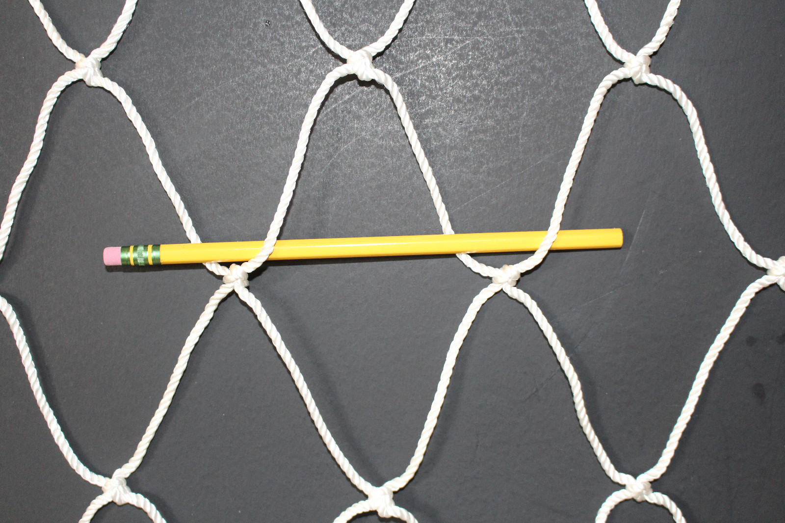 12' x 7' EXTRA HEAVY DUTY SOCCER HARD IMPACT NYLON -7 M.M. NETTING 4" MESH #72