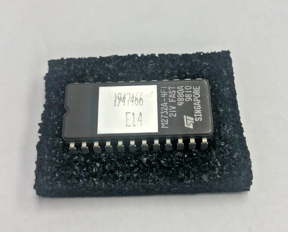 NEW M2732A-4F1 Ceramic Ic DIP-24.