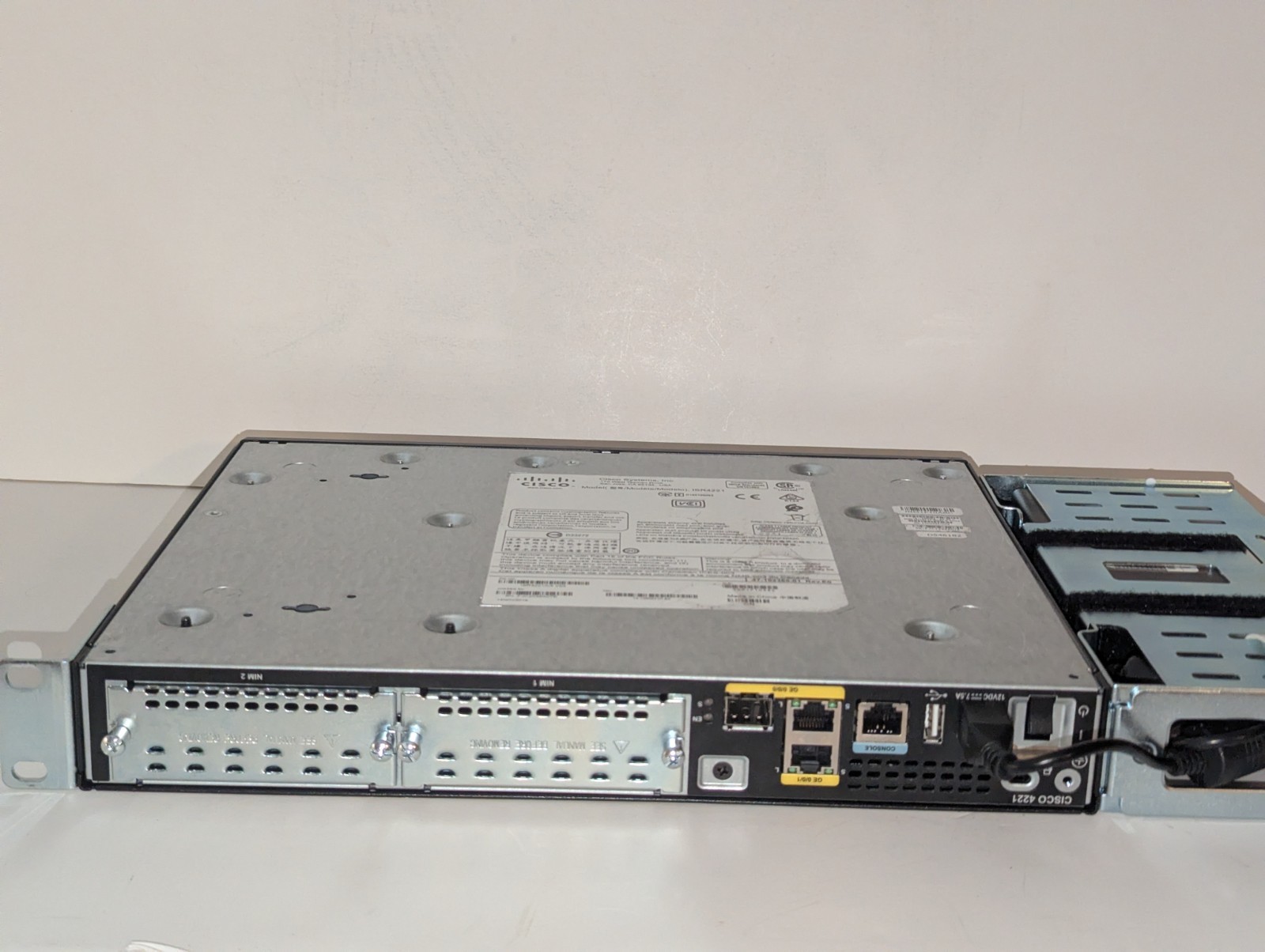 Cisco ISR4221/K9 V03 4200 Series Integrated Service Router w/ Power Supply