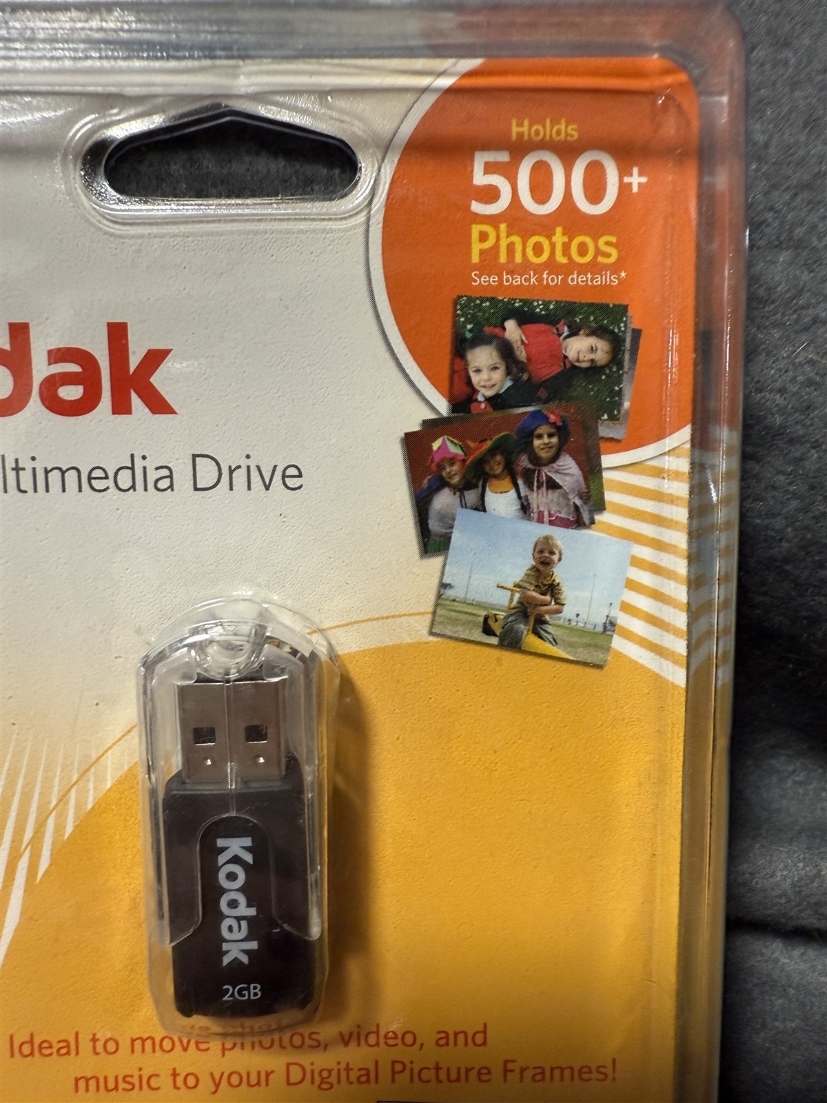 NEW KODAK 2GB USB MULTIMEDIA DRIVE "HOLDS UP TO 500 PICTURES"