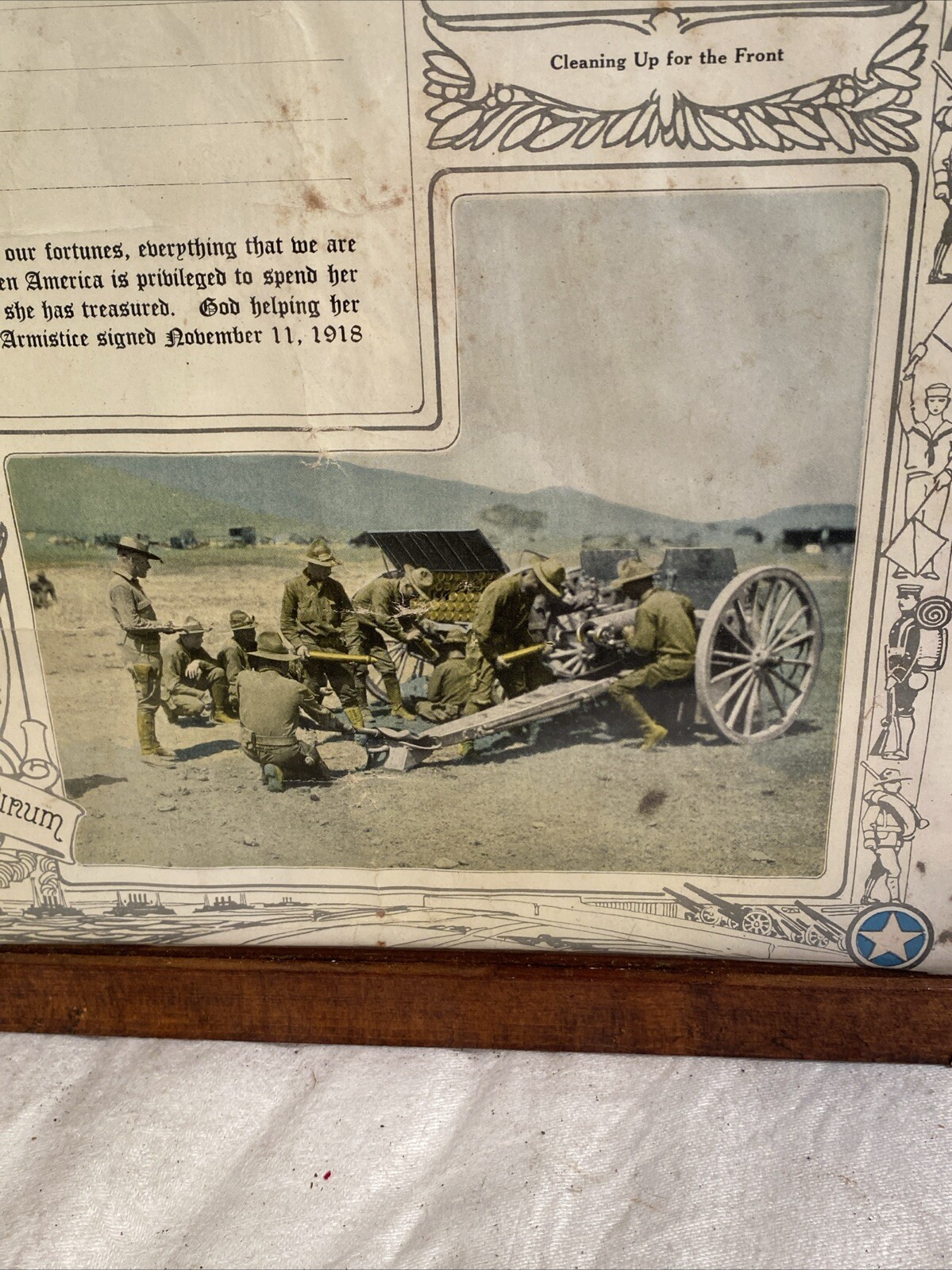 ANTIQUE FRAMED ROLL OF HONOR SERVICE IN THE WORLD WAR 1918 Military Photos