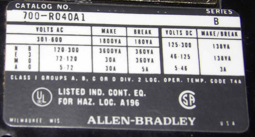 NEW ALLEN-BRADLEY 700-R040A1 INDUSTRIAL RELAY! NEMA SEALED SWITCH! 110-120V