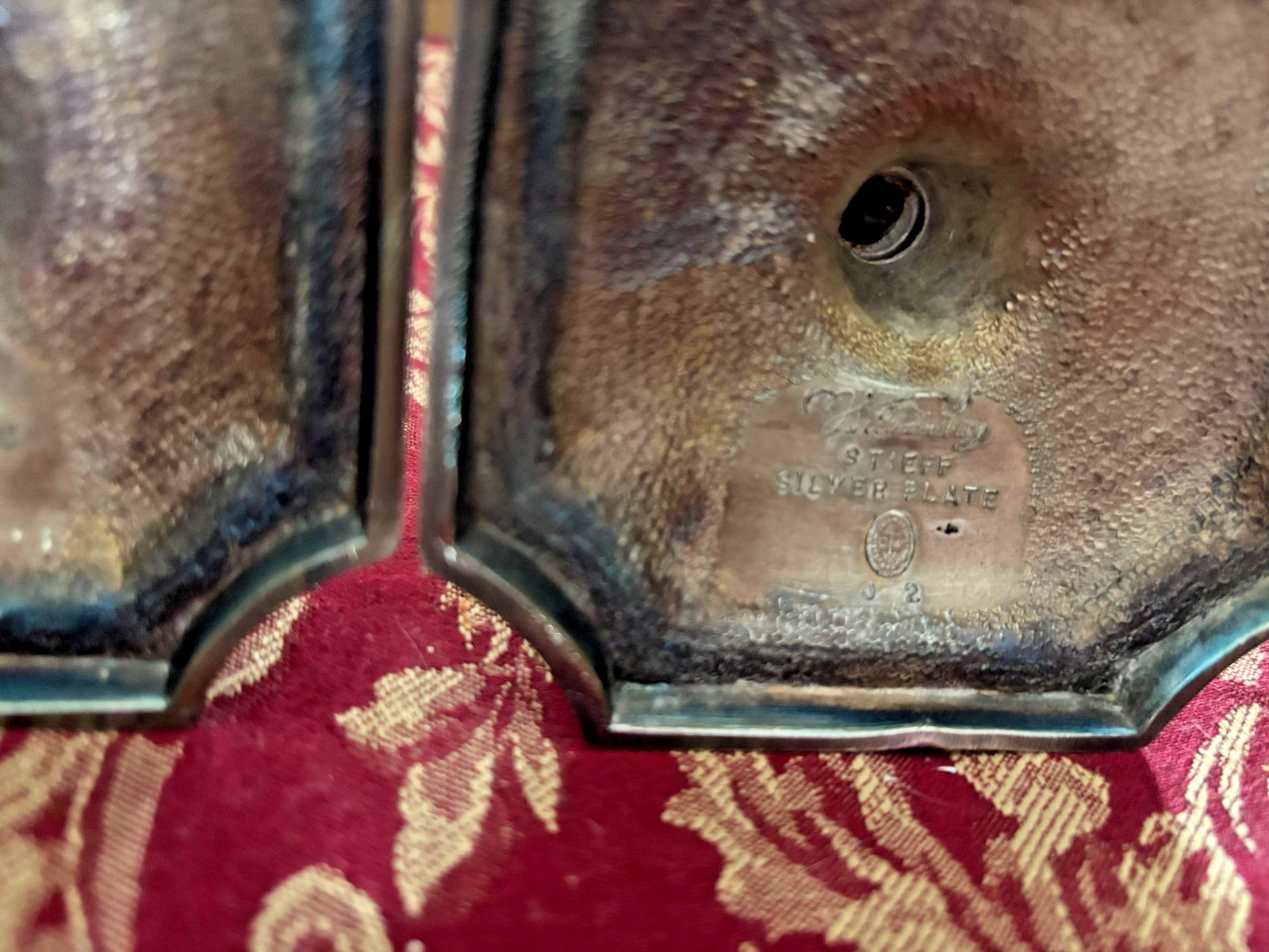 Vtg Williamsburg Stieff Pair Colonial Silver Plated Candlesticks J-2, 6 1/4"