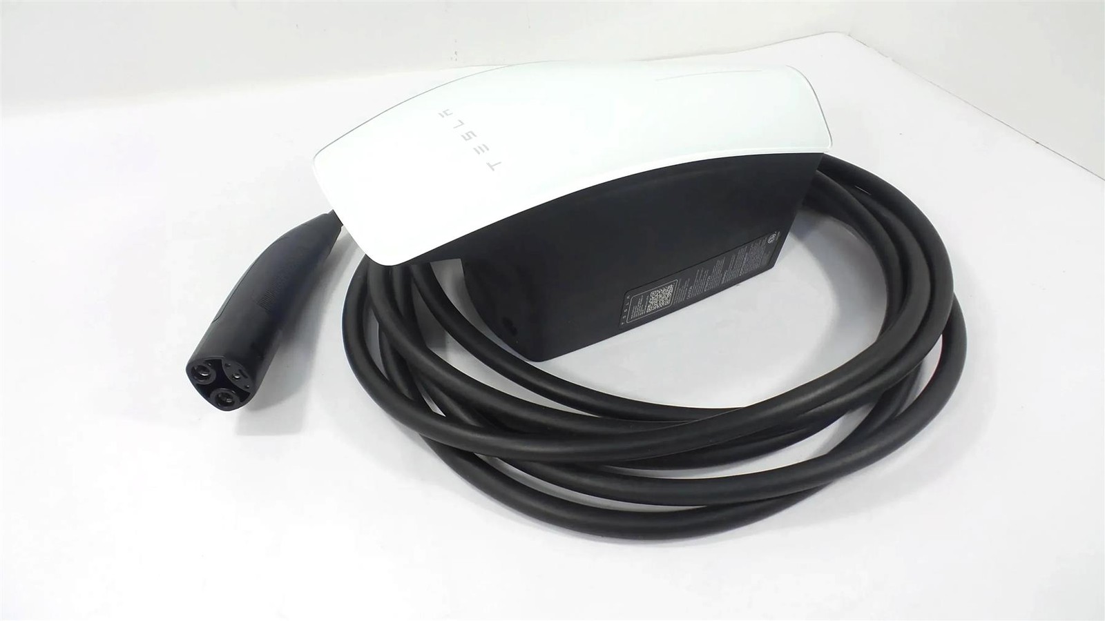 Tesla Universal Wall Connector Gen 4 EV Charger Charger 1734412-02-E 24FT