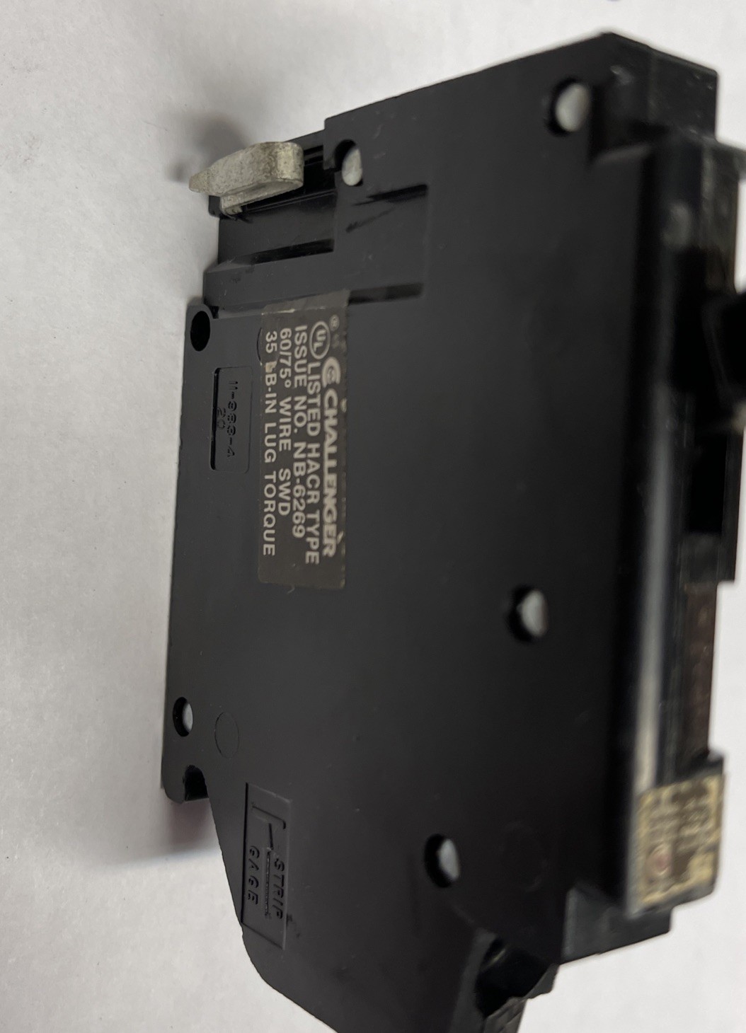 Challenger Crouse Hinds A120L MH120L 1 pole 20 amp 120v Left Hk SHIPS TODAY FAST