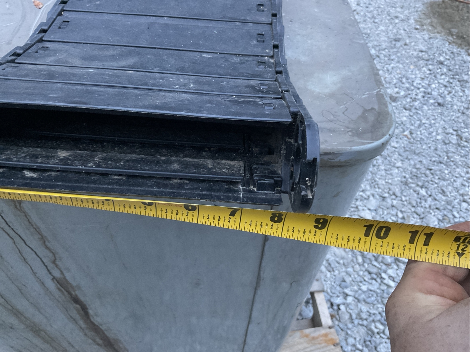 NEW IGUS R58 Series E-Chain Cable Carrier; 58-200-250-0, 200mm x 35mm