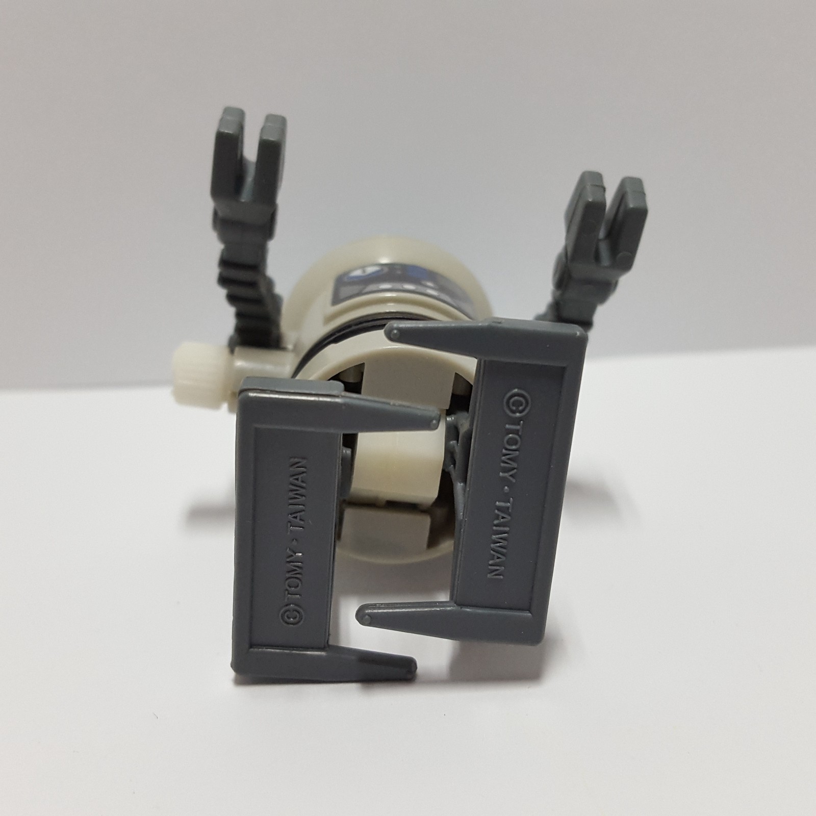 Vintage TOMY Pocket Bots GREY Wind Up Robot w/ Blue Clear Dome - DISPLAY ONLY