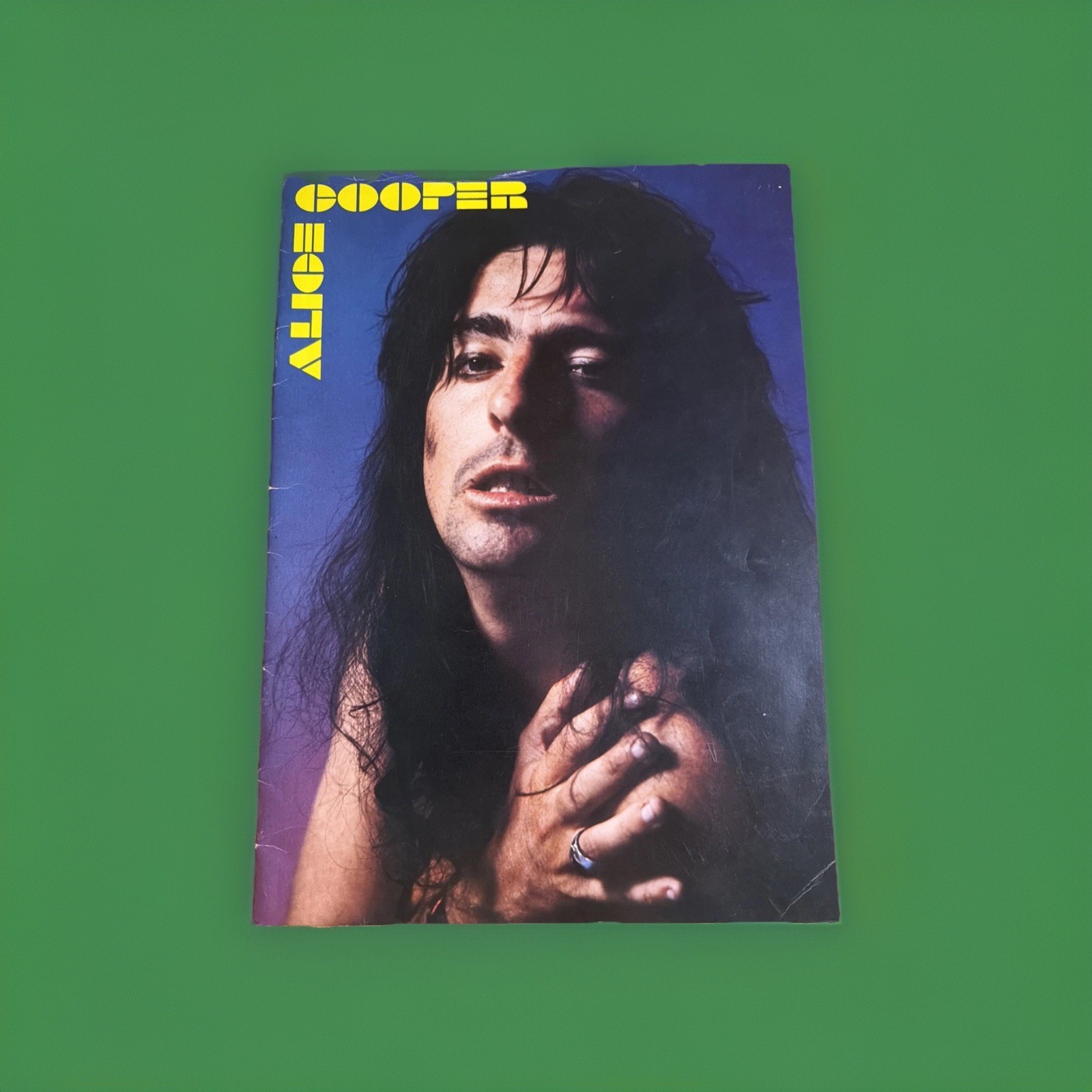 Vintage 1977 ALICE COOPER GUILTY Tour Concert Program Tour Book Rock Heavy Metal