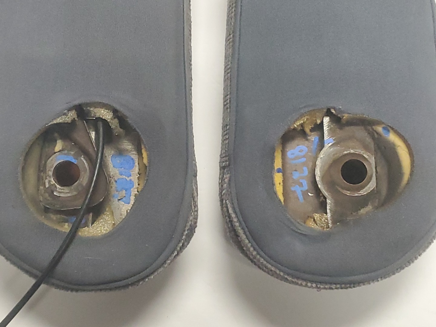 87-91 Ford F150 250 Bronco Bucket Seat Captain Chair Arm Rest Set Blue Cloth OEM