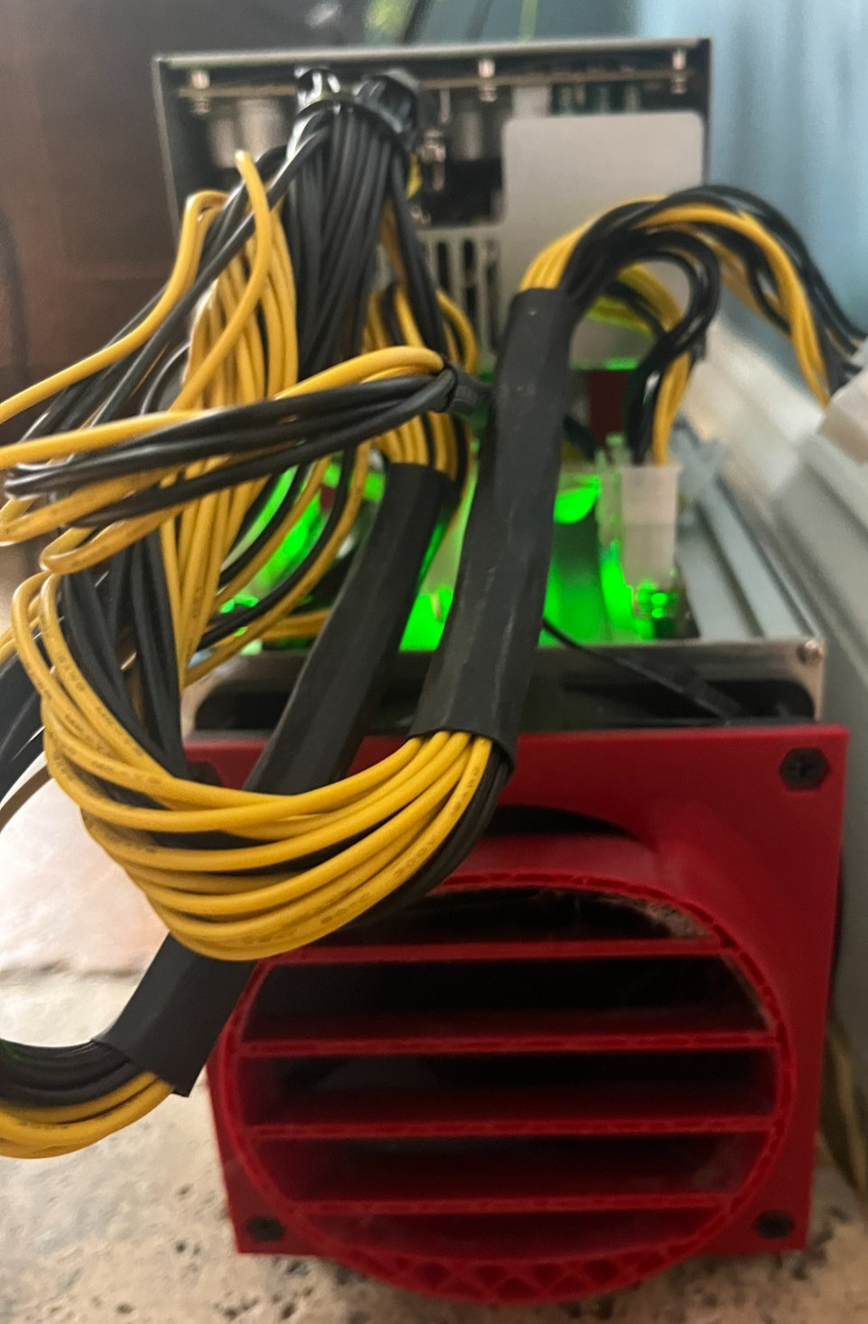 Innosillicon A9 Zmaster 50kh @620w ZCASH miner With PSU