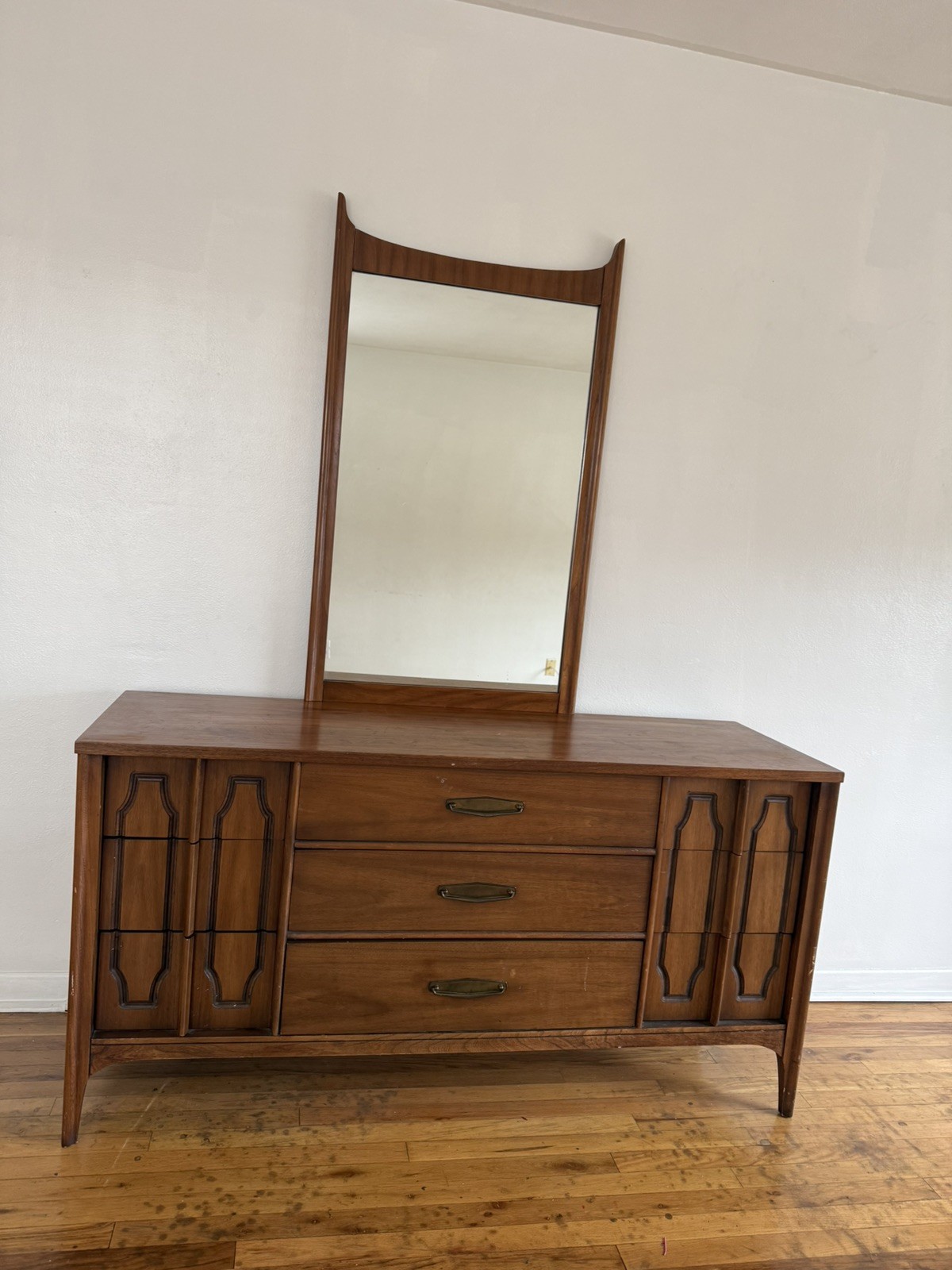 kent coffey perspecta Dresser with Mirror