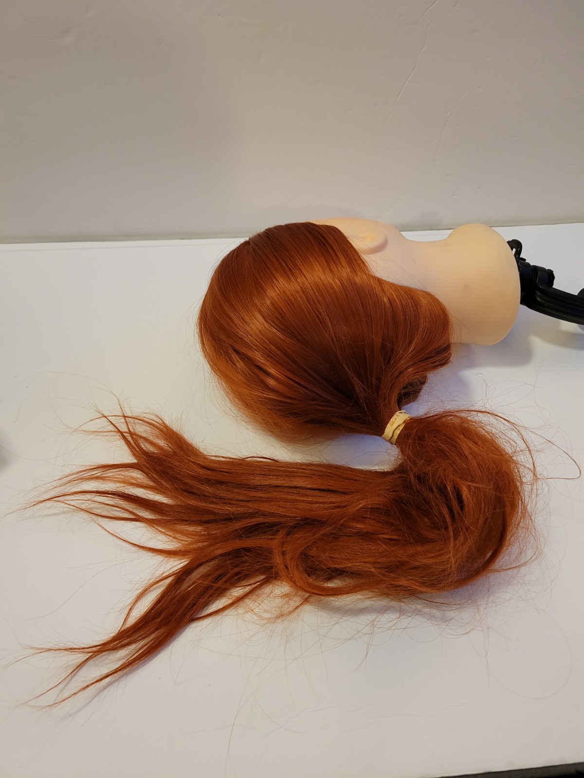 Cosmetology training Head With Long Red Brown Hair For Styling Training Practice