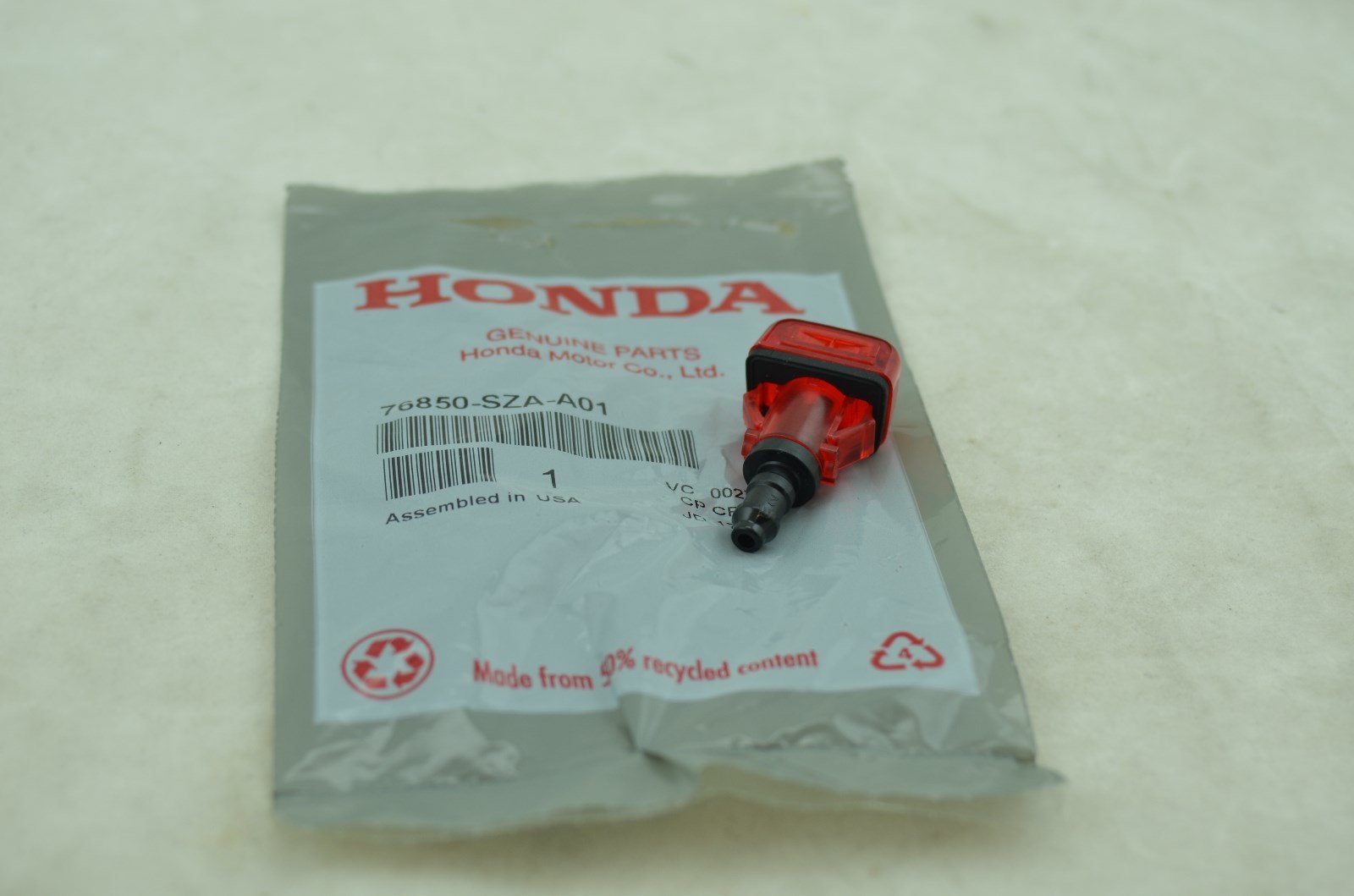 Genuine OEM Honda Pilot Tailgate Rear Windshield Washer Nozzle 76850-SZA-A01