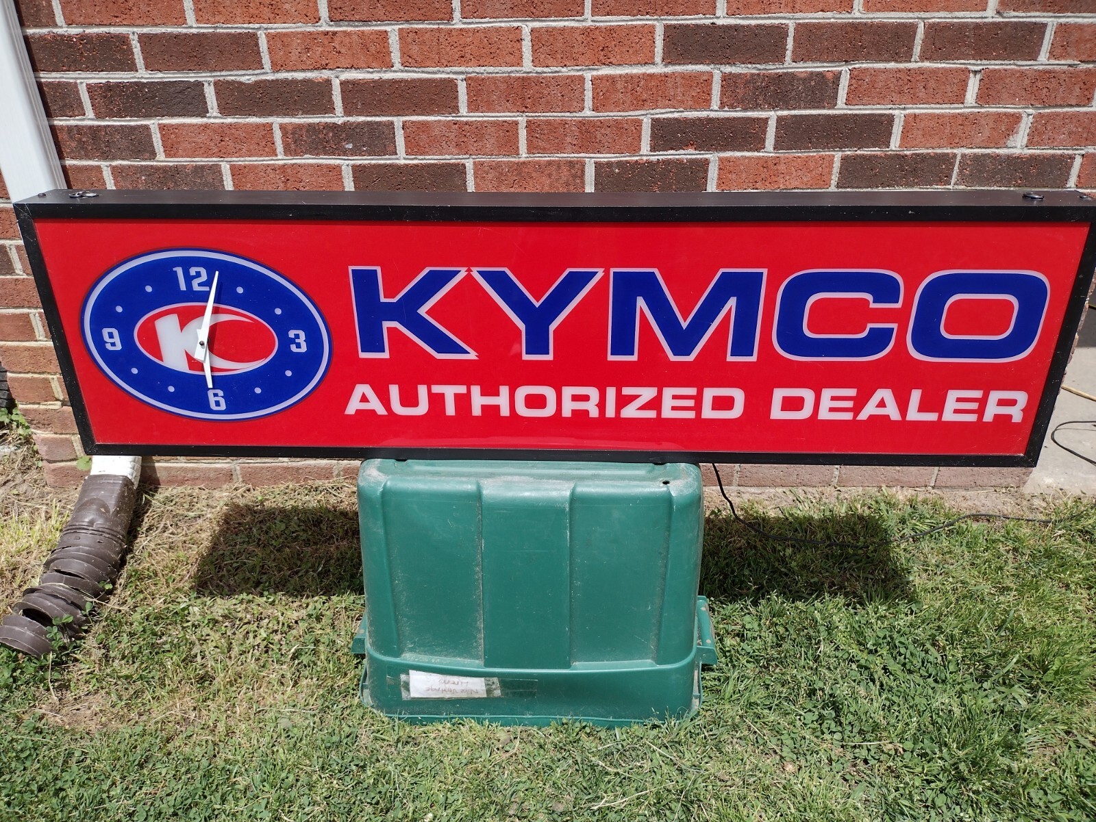 KYMCO Original Authorized Dealer Motorcycle Advertising Sign Light Up Clock Rare
