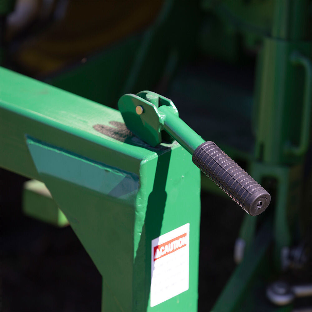 Titan Attachments Green 3 Point Quick Hitch Adaptor to Category 1 Tractors