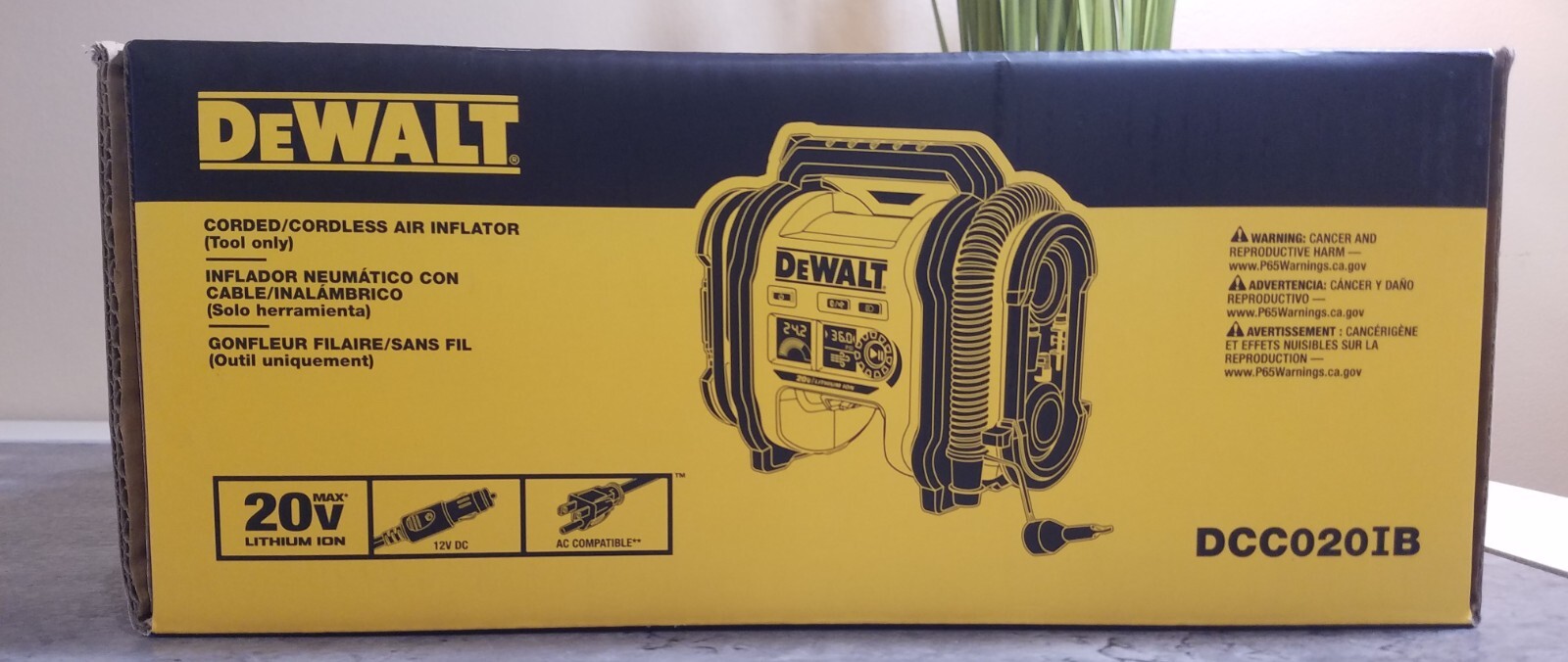 DeWALT DCC020IB 20V High-Pressure Corded Cordless Air Inflator NEW