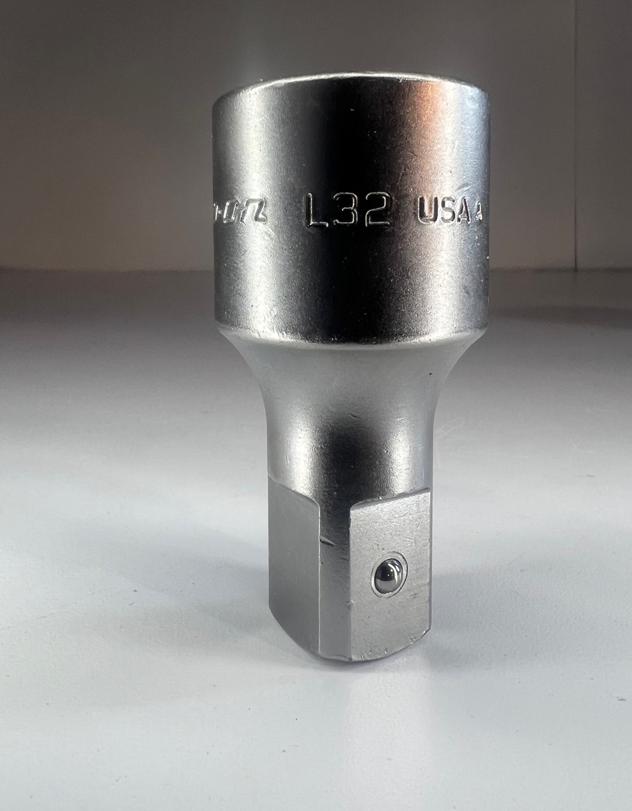 ONE (1) SNAP-ON 3/4" Drive 3" Extension Lock Button L32 MATTE FINISH (NEW)