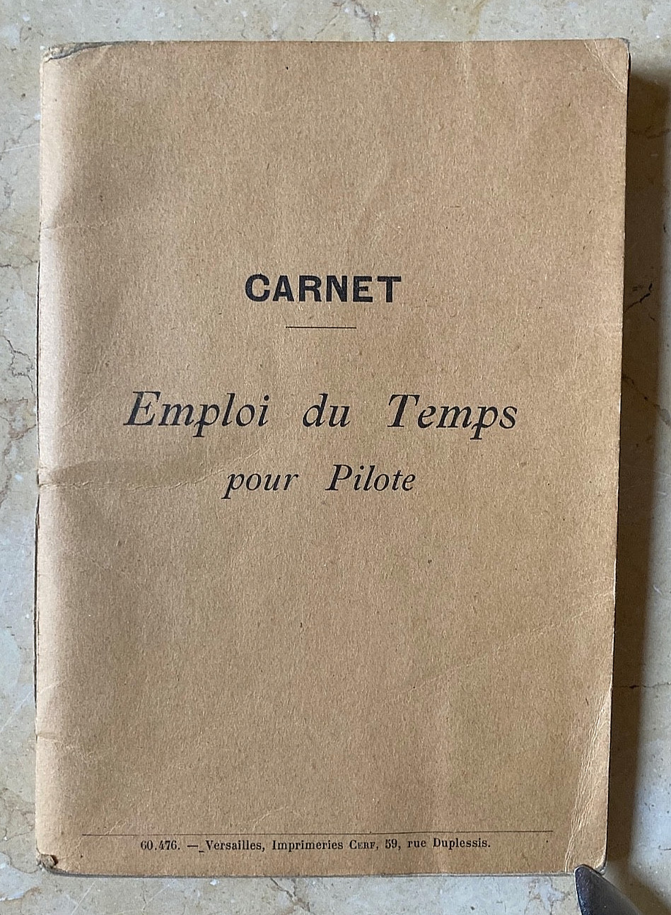 WW1 FRENCH PILOT'S FLIGHT LOG BOOK SIGNED BY (TRAINER OF GUYNEMER) CAPT. NARDIN