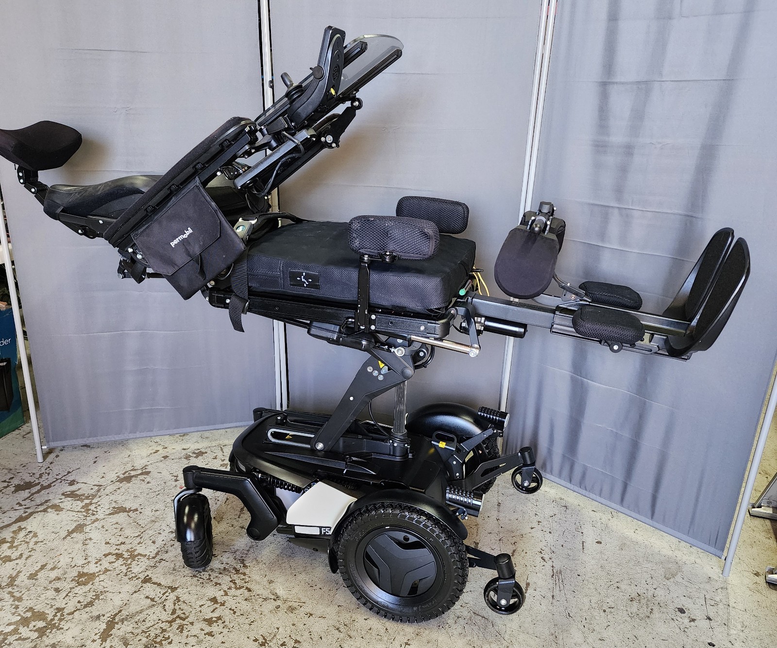 Permobil F5 VS Verical Stander 14" Seat Lift, Recline, Tilt, Leg, Lights 7.5MPH