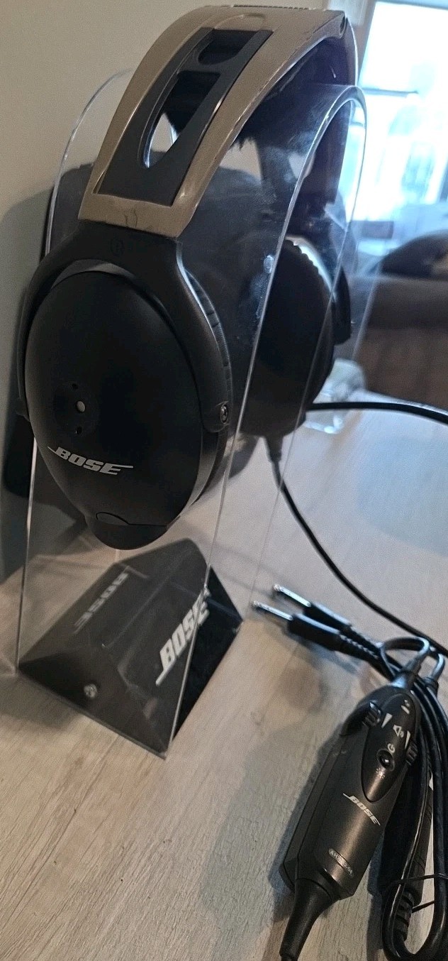 Bose X A10 Aviation Pilot Headset Dual GA Plug w/ Case & New Ear Pads Mic Muf