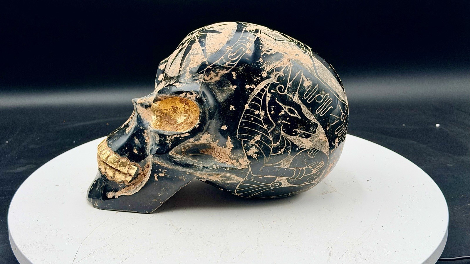 7 Kilo Guerrero Ancient Obsidian Crystal Skull Inlayed Gold Leaf Alien Ojuelos