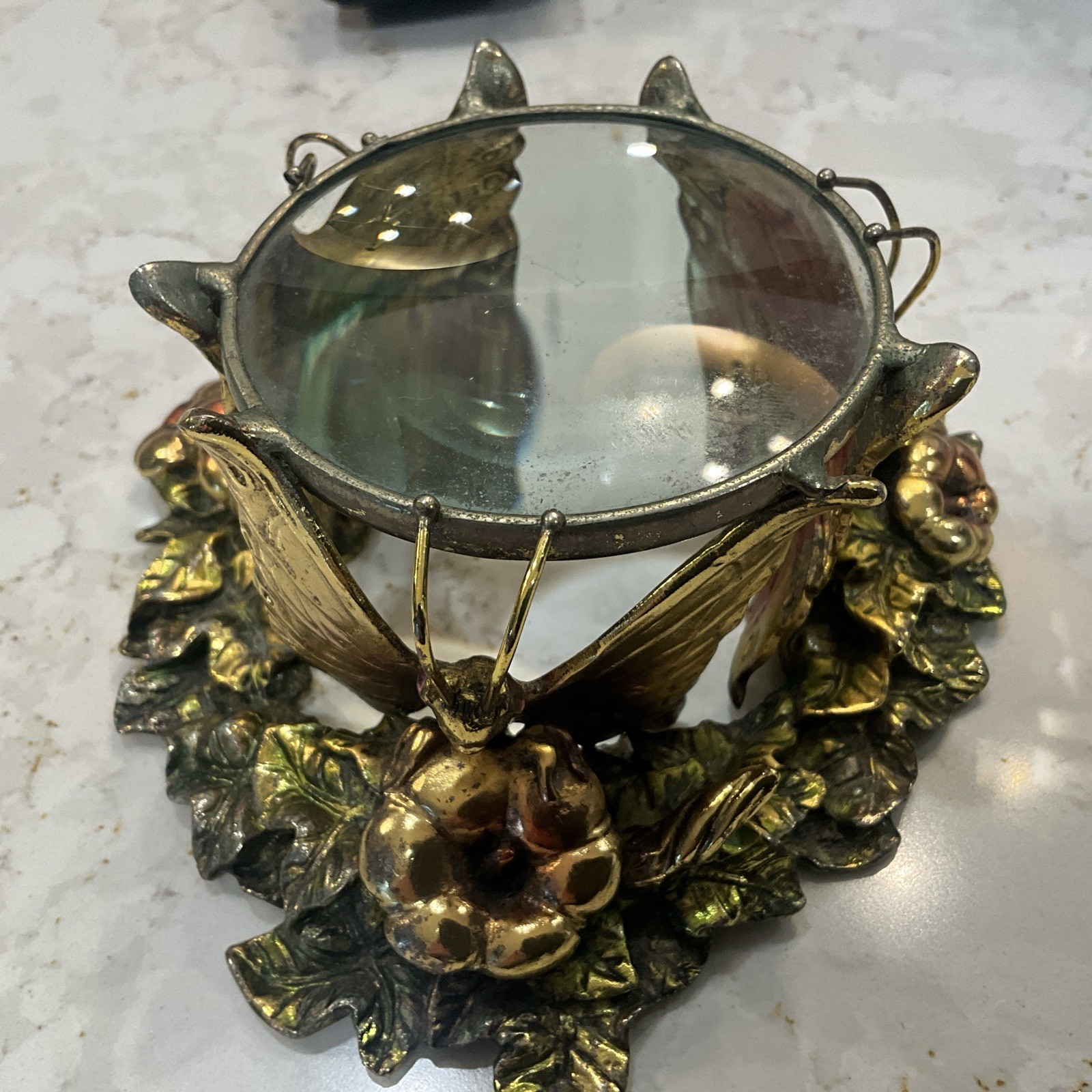 Vintage Decorative Magnifying Glass With Butterfly& Flowers Details Metal Base