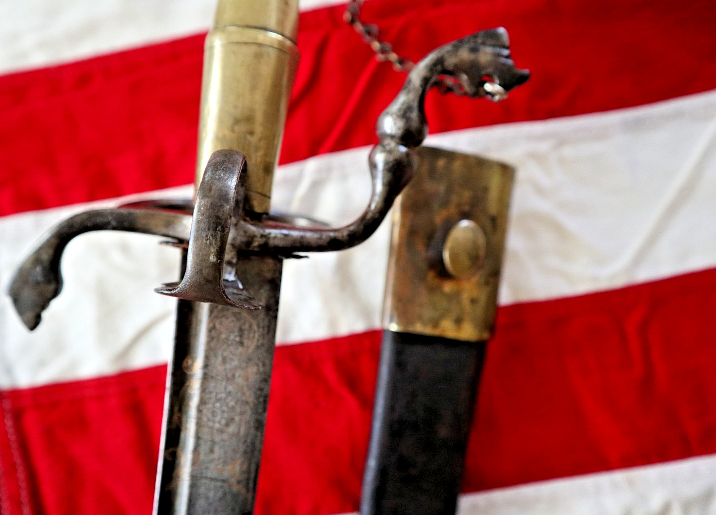 FRENCH INDIAN WAR REVOLUTIONARY WAR, GERMAN DOG HEAD SWORD CIRCA 1730-40