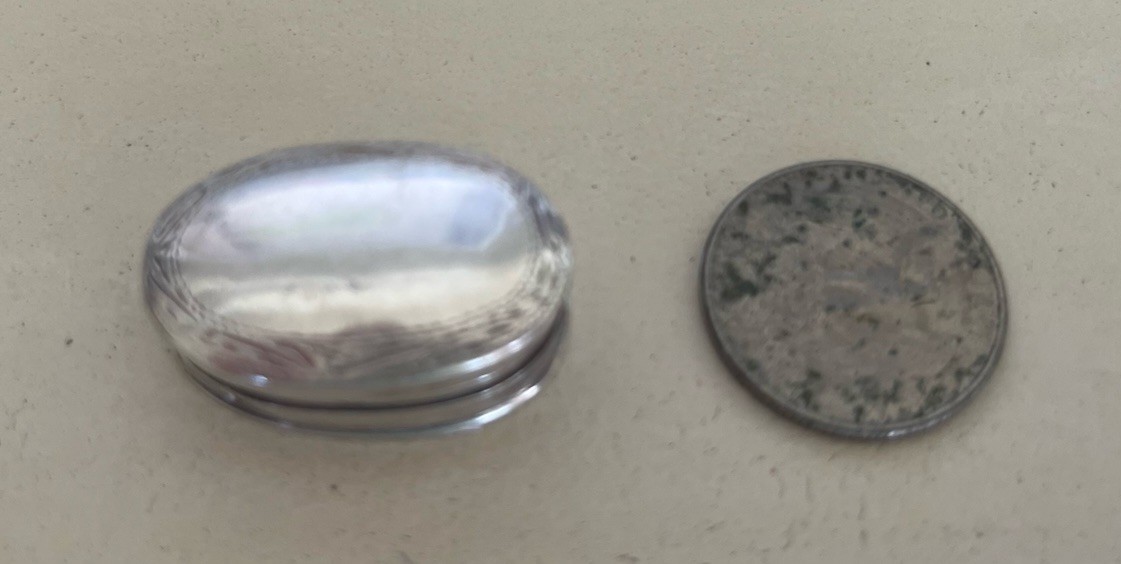 Oval Snuff Box / Pill container , Sterling Silver marked 925 Victorian antique