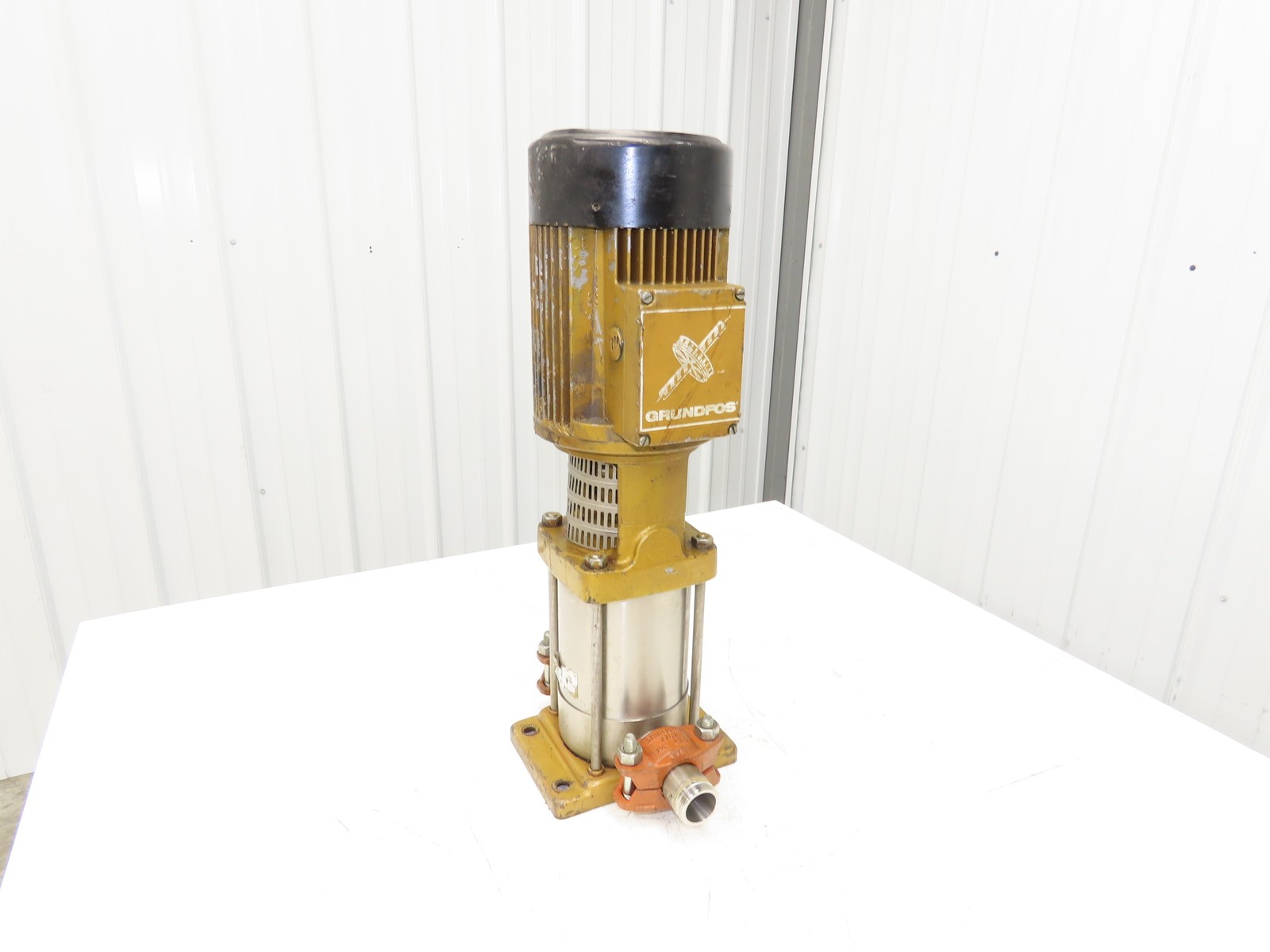 Grundfos CR4-60A Vertical Centrifugal Pump 21gpm 2.2kw 230/460V 3PH 1.25"NPT