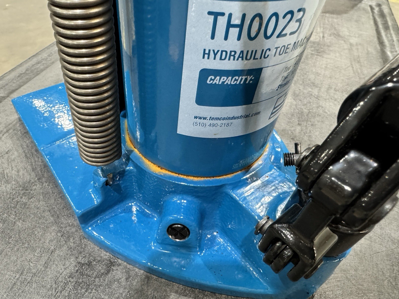 TEMCo TH0023 Hydraulic Machine Toe Jack Lift 5 / 10 TON Track RUST