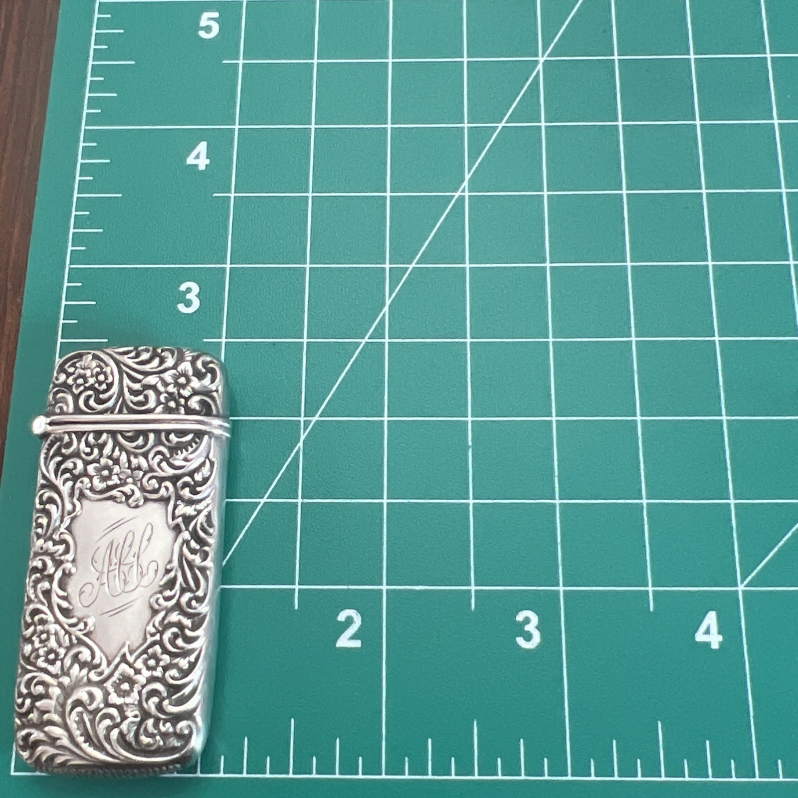 Antique Sterling Silver Ornate Floral Motif Match Safe Vesta Case HAS MONO