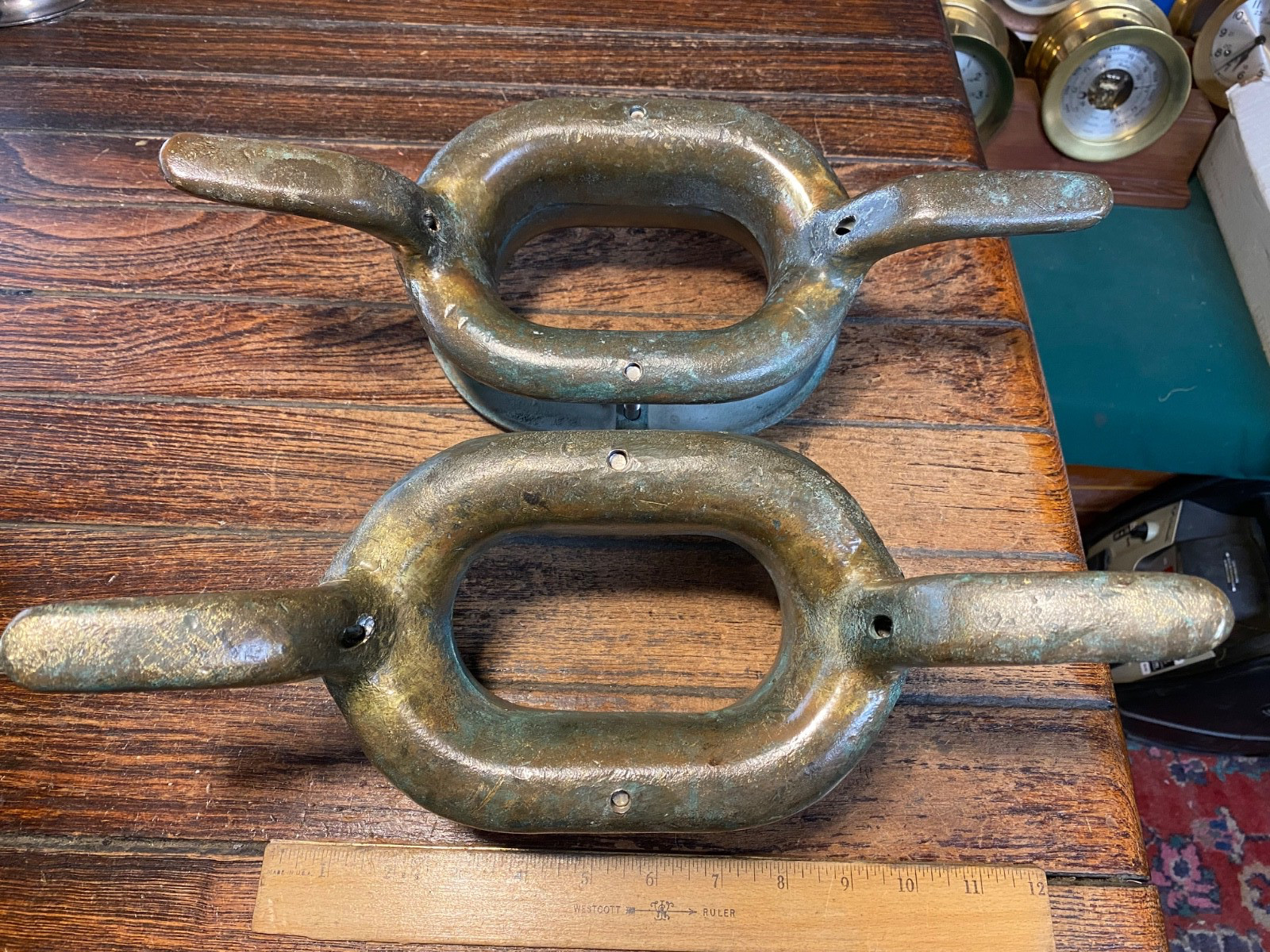 PAIR OF LARGE VINTAGE CAST BRONZE COMBINATION CLEAT/HAWSE HOLES 13" NICE PATINA!