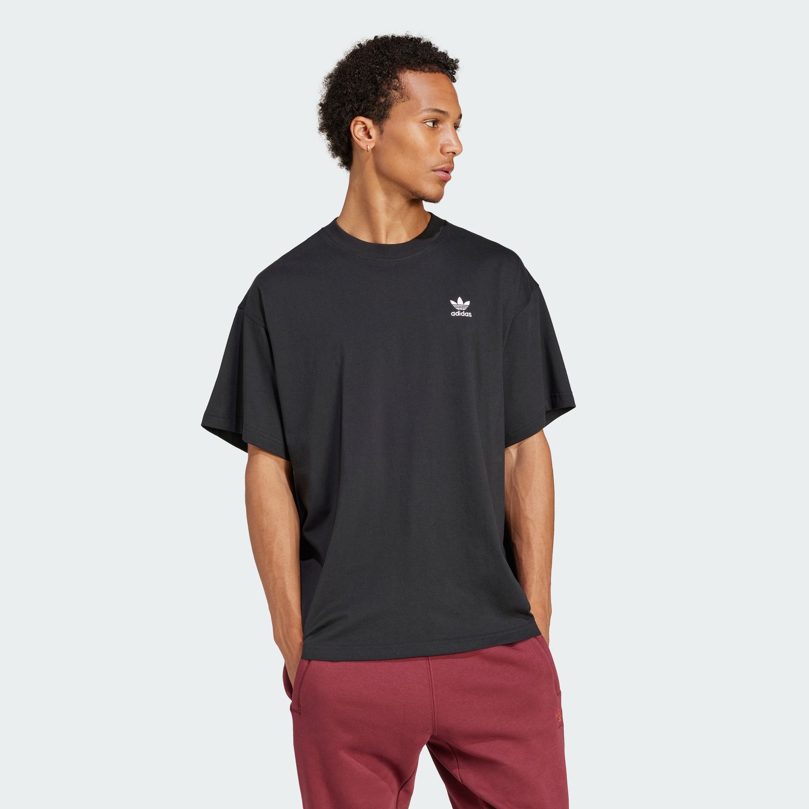adidas men Trefoil Essentials Oversized Tee