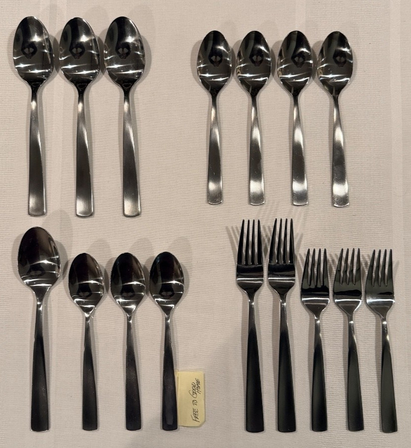 FARBERWARE CAYENNE Stainless Flatware  Your Choice Forks Spoons Excellent